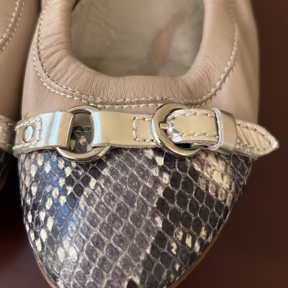 AGL Cap Toe Ballet Flat with Buckle Detail - Size 8.5M - Picture 5 of 8